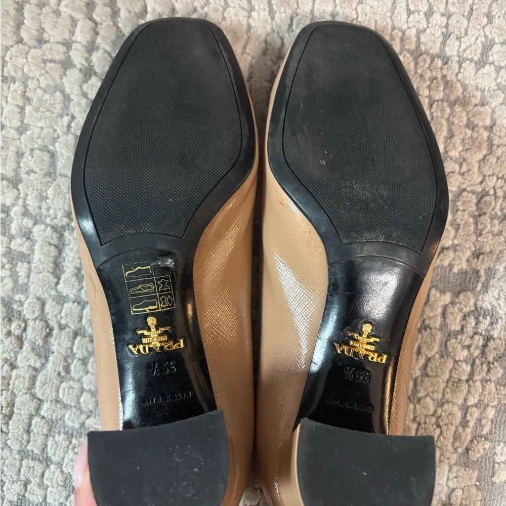 Prada Beige women’s  Leather Heels with silver buckle Accent - Picture 3 of 5